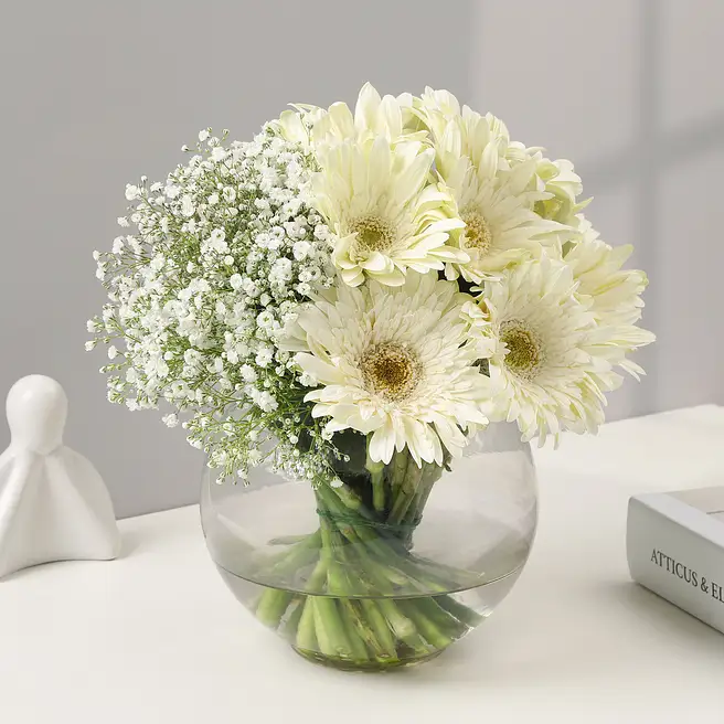 Premium flower bouquet arrangement in Valasaravakkam