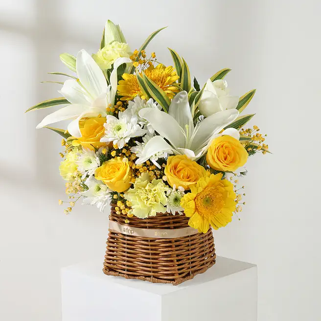 Fresh floral bouquet for gifting from Poppy Florists