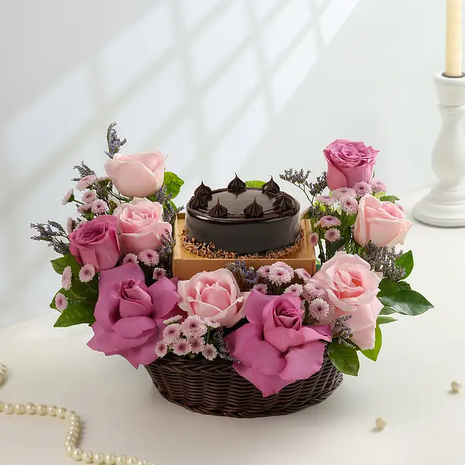 Luxury Women's Day flower gift by Poppy Florists