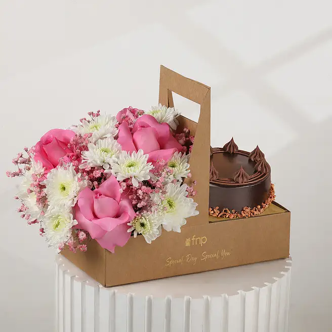 Friendship Day Flower Arrangement in Valasaravakkam